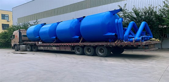 內蒙客戶定制的污水處理廠過濾器設備發貨了！！！